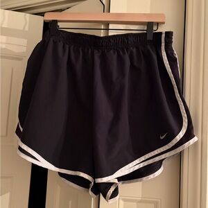 Women’s Nike Dry Fit Shorts 2x